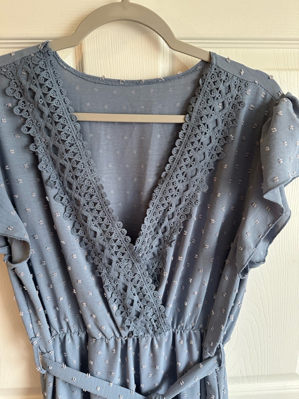 Women’s Lace-Trim V-Neck Top in Dusty Blue